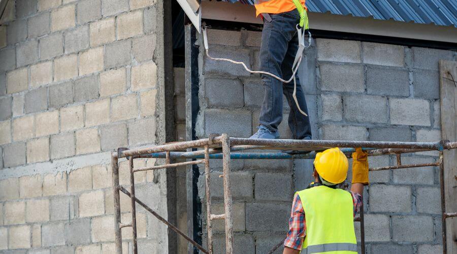 Professional New roof installation in Plover, IA